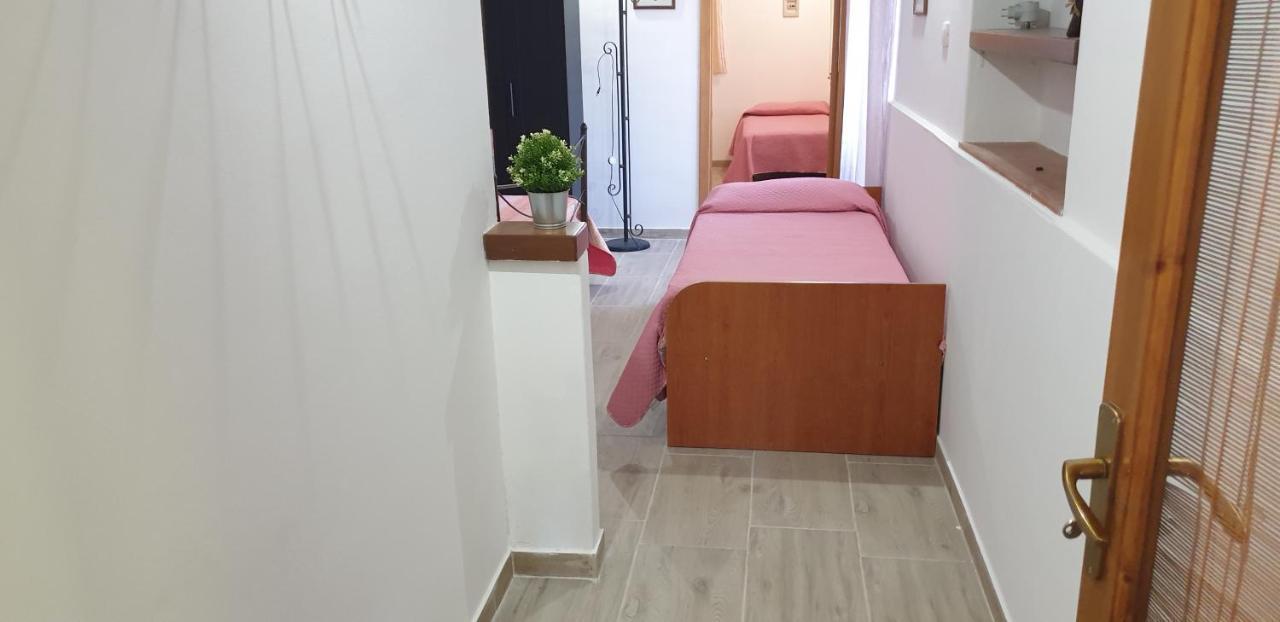 הוילה פיידימונטה אטנאו Casa Vacanza Etna Evergreen מראה חיצוני תמונה
